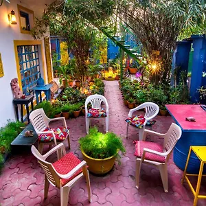  Проживание в семье The Coral House By The Taj Индия